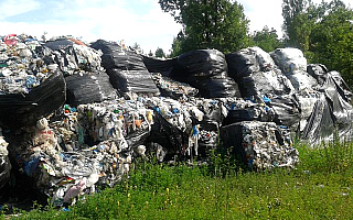 Góra śmieci zatruwa życie mieszkańców Prostek